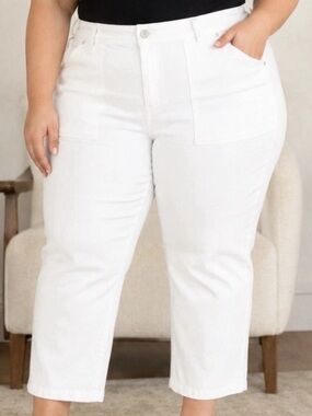 Me by Jennie Garth Petite White Utility Straight Leg Jeans size 18WP NWT A685052